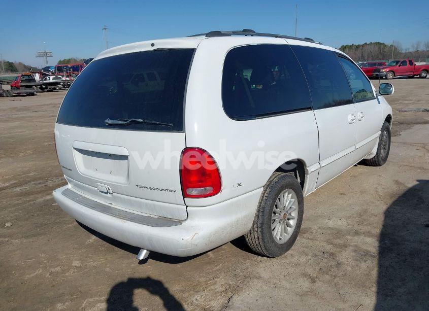 Photo 4 of 2000 Chrysler Town & COUNTRY LX (VIN 1C4GP44G1YB791034)