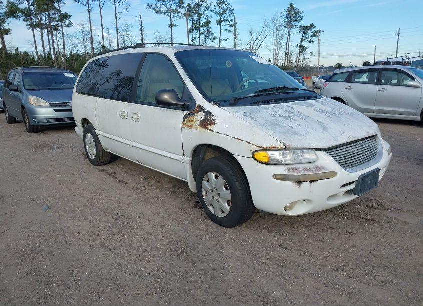 2000 Chrysler Town & COUNTRY LX (VIN 1C4GP44G7YB670377) main photo