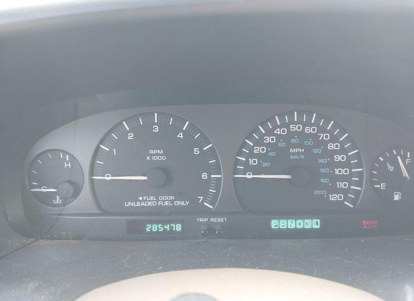 Photo 7 of 2000 Chrysler Town & COUNTRY LX (VIN 1C4GP44G7YB670377)