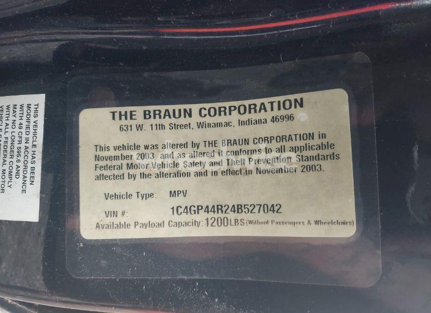 Photo 9 of 2004 Chrysler Town & COUNTRY LX (VIN 1C4GP44R24B527042)