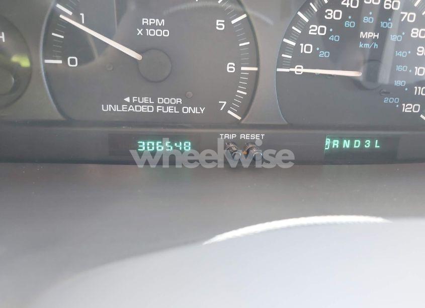 Photo 7 of 2000 Chrysler Town & COUNTRY LX (VIN 1C4GP44R7YB619785)