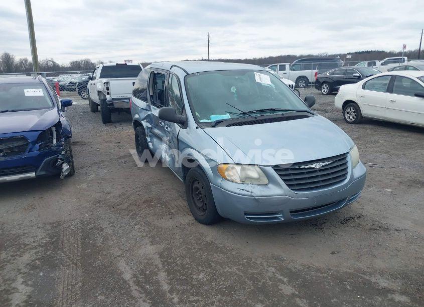 2005 Chrysler Town & COUNTRY (VIN 1C4GP45R05B438120) main photo
