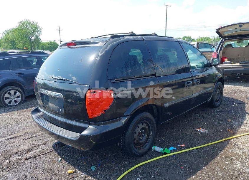 Photo 4 of 2005 Chrysler Town & COUNTRY (VIN 1C4GP45R15B102279)