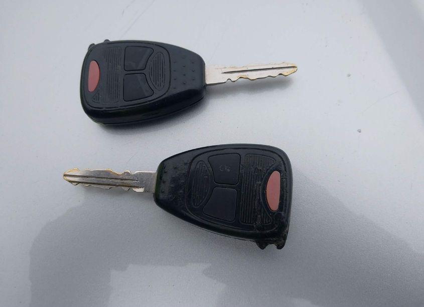 Photo 11 of 2005 Chrysler Town & COUNTRY (VIN 1C4GP45R15B235091)