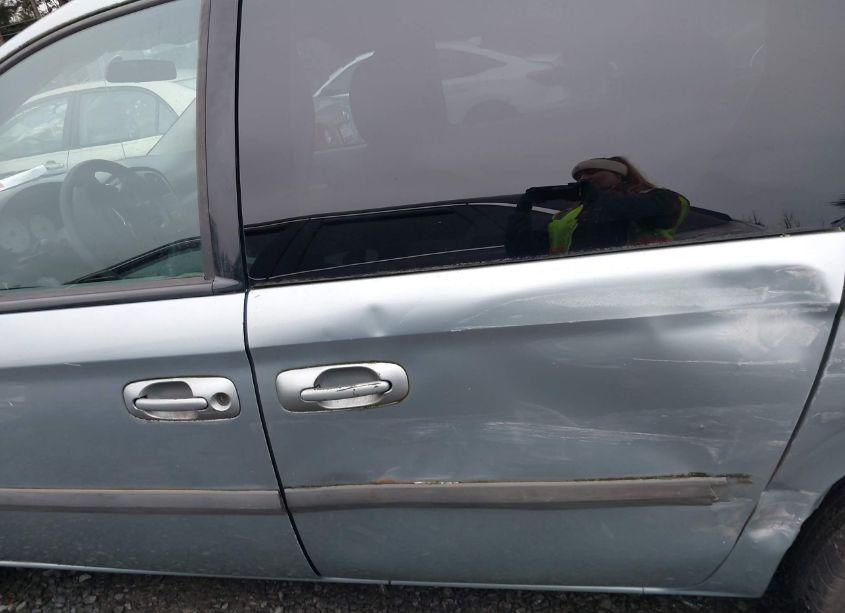 Photo 14 of 2005 Chrysler Town & COUNTRY (VIN 1C4GP45R15B235091)