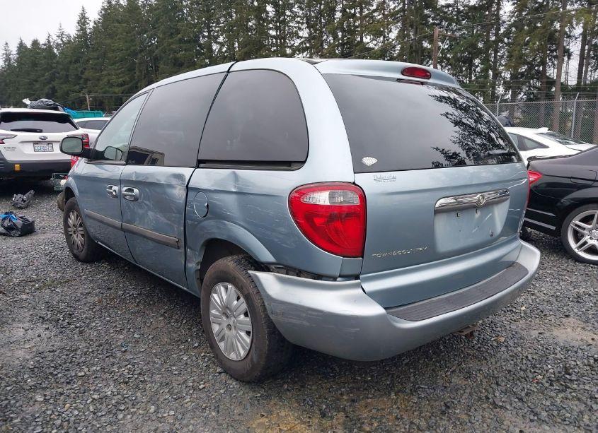 Photo 3 of 2005 Chrysler Town & COUNTRY (VIN 1C4GP45R15B235091)