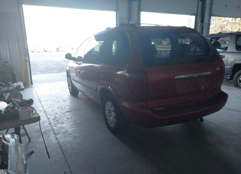 Photo 3 of 2005 Chrysler Town & COUNTRY (VIN 1C4GP45R15B245300)