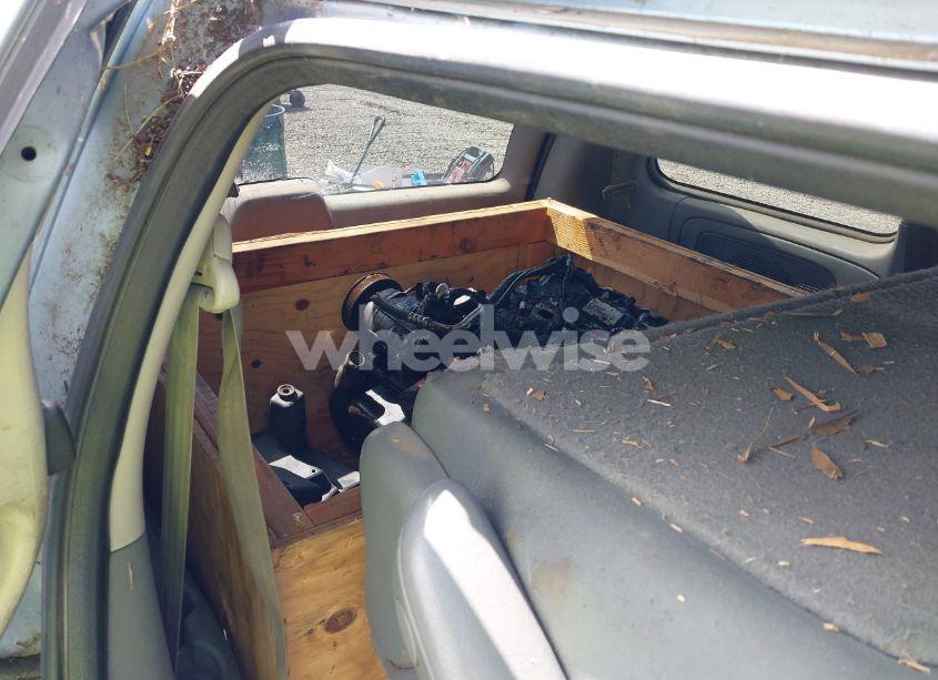 Photo 12 of 2005 Chrysler Town & COUNTRY (VIN 1C4GP45R15B368675)