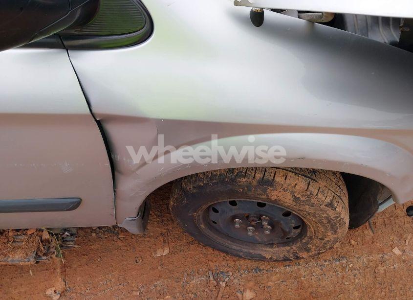 Photo 13 of 2005 Chrysler Town & COUNTRY (VIN 1C4GP45R25B282534)