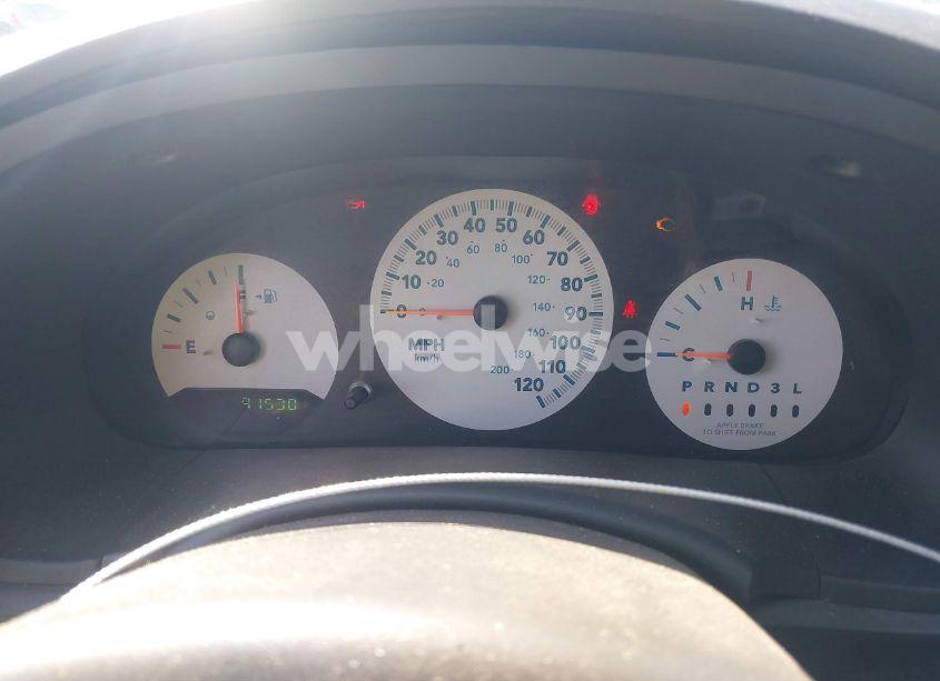 Photo 7 of 2005 Chrysler Town & COUNTRY (VIN 1C4GP45R25B288222)