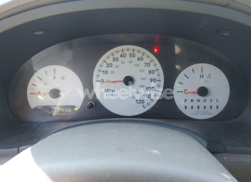 Photo 7 of 2005 Chrysler Town & COUNTRY (VIN 1C4GP45R25B438748)