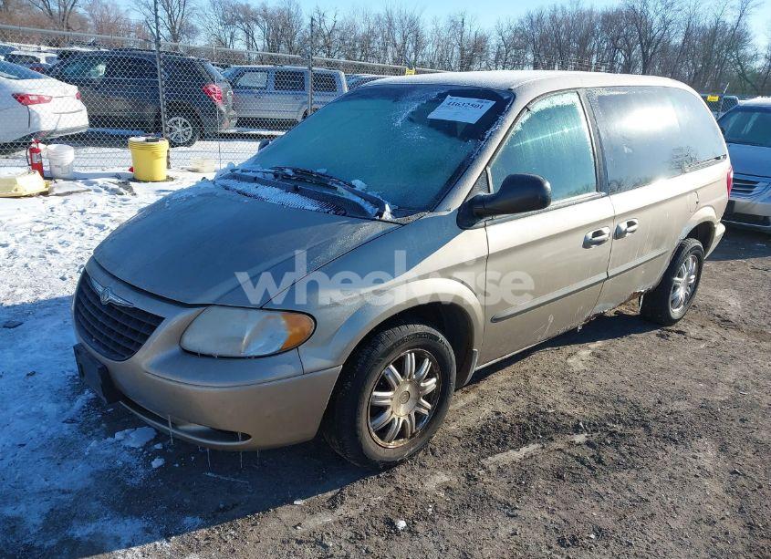 Photo 2 of 2004 Chrysler Town & COUNTRY (VIN 1C4GP45R34B504951)