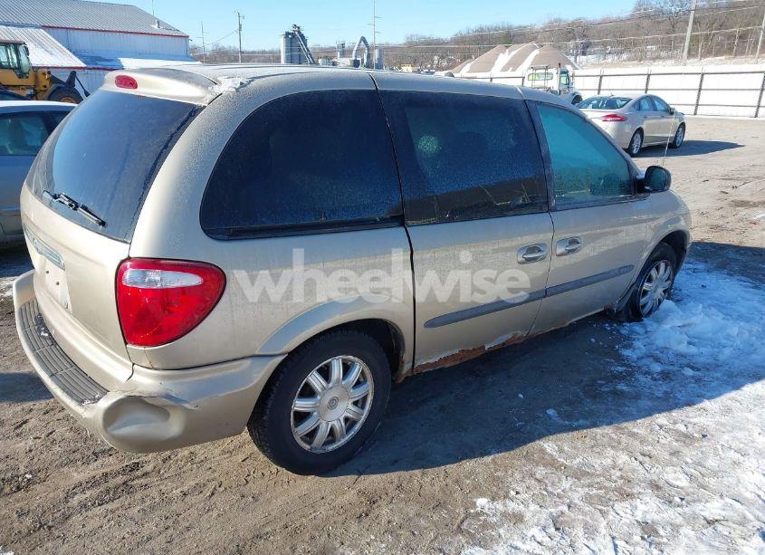 Photo 4 of 2004 Chrysler Town & COUNTRY (VIN 1C4GP45R34B504951)