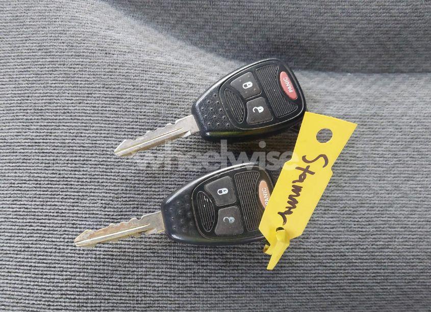 Photo 11 of 2005 Chrysler Town & COUNTRY (VIN 1C4GP45R45B239426)