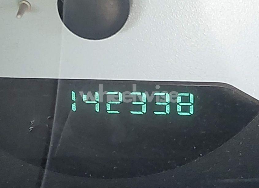 Photo 12 of 2005 Chrysler Town & COUNTRY (VIN 1C4GP45R45B239426)