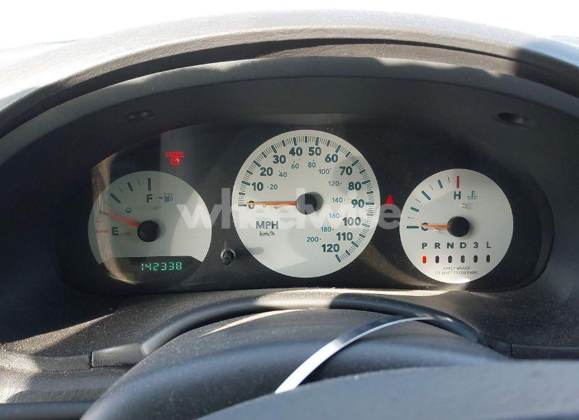 Photo 7 of 2005 Chrysler Town & COUNTRY (VIN 1C4GP45R45B239426)