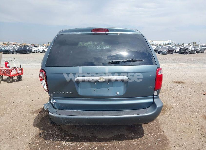 Photo 16 of 2005 Chrysler Town & COUNTRY (VIN 1C4GP45R45B368637)