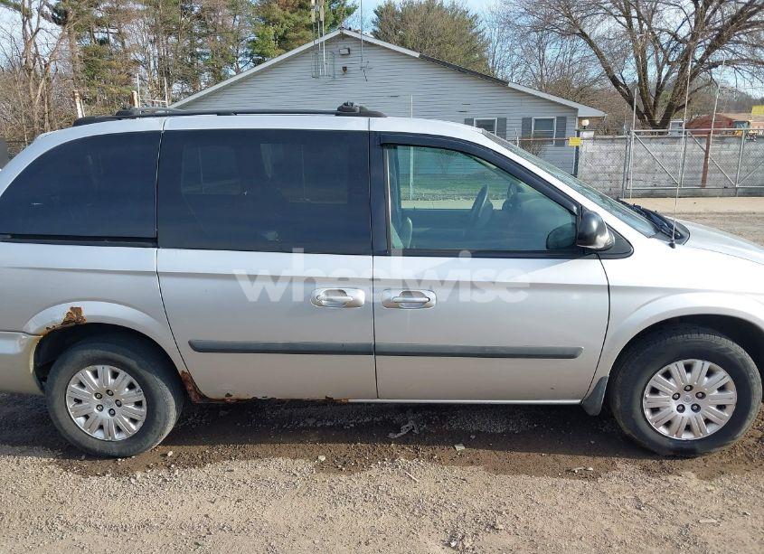 Photo 14 of 2005 Chrysler Town & COUNTRY (VIN 1C4GP45R55B238222)