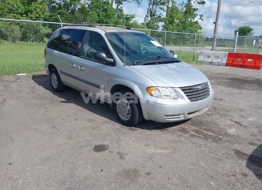 2005 Chrysler Town & COUNTRY (VIN 1C4GP45R75B102626) main photo