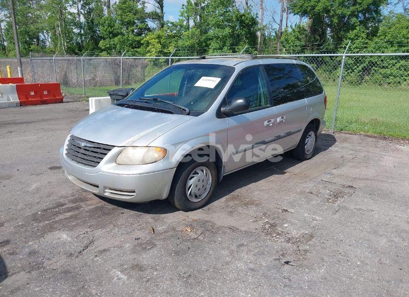 Photo 2 of 2005 Chrysler Town & COUNTRY (VIN 1C4GP45R75B102626)