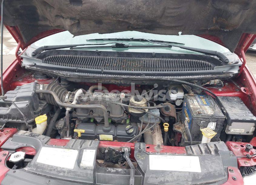 Photo 10 of 2005 Chrysler Town & COUNTRY (VIN 1C4GP45R75B441872)