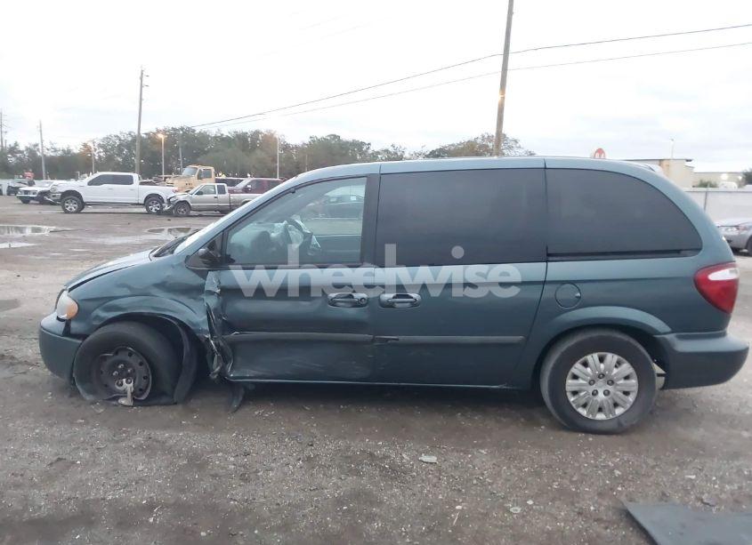 Photo 14 of 2005 Chrysler Town & COUNTRY (VIN 1C4GP45R85B130953)