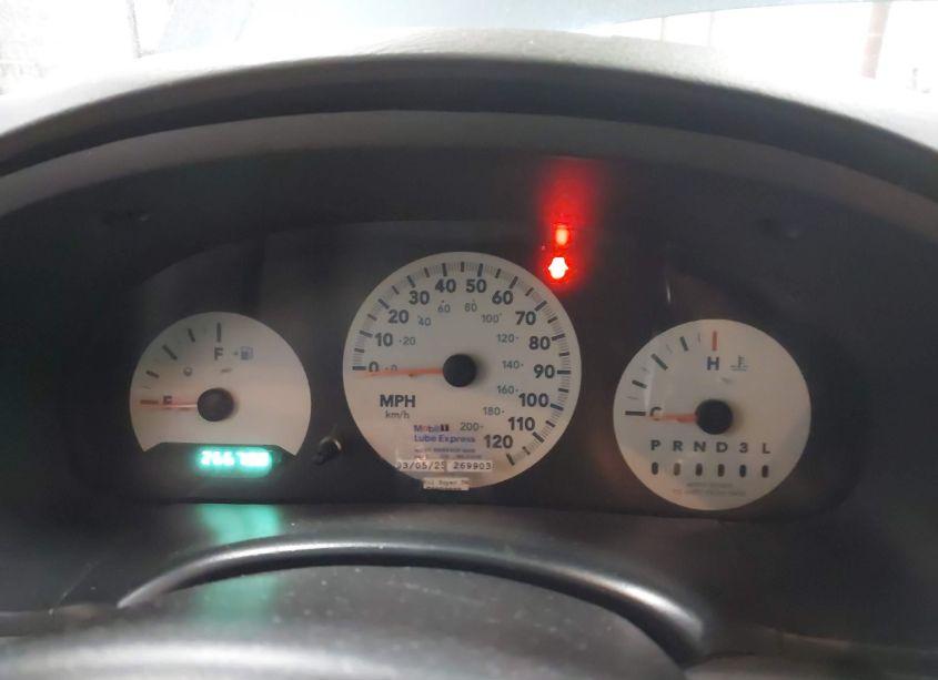 Photo 7 of 2005 Chrysler Town & COUNTRY (VIN 1C4GP45R85B231488)