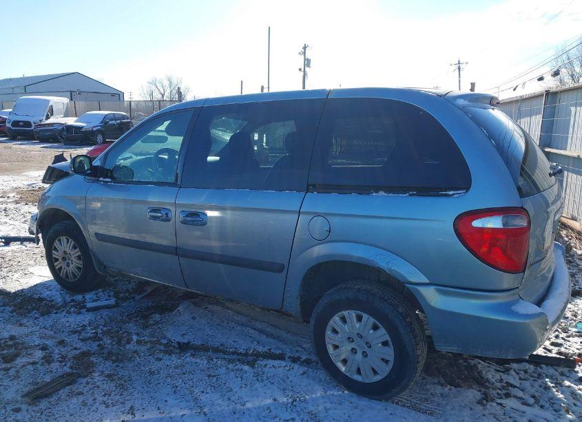Photo 15 of 2005 Chrysler Town & COUNTRY (VIN 1C4GP45R85B394562)