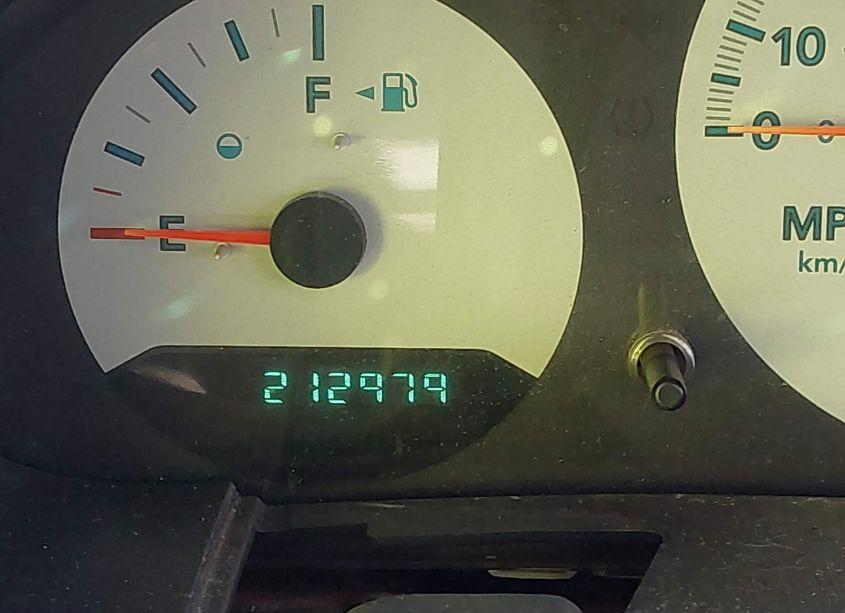 Photo 16 of 2005 Chrysler Town & COUNTRY (VIN 1C4GP45R85B394562)