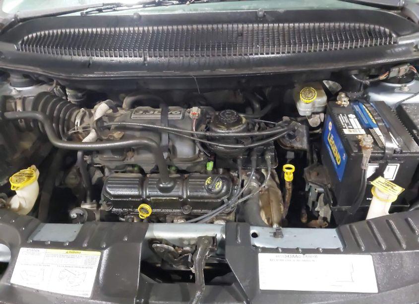 Photo 10 of 2005 Chrysler Town & COUNTRY (VIN 1C4GP45R85B403356)