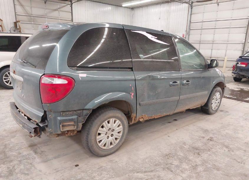 Photo 4 of 2005 Chrysler Town & COUNTRY (VIN 1C4GP45R85B430508)