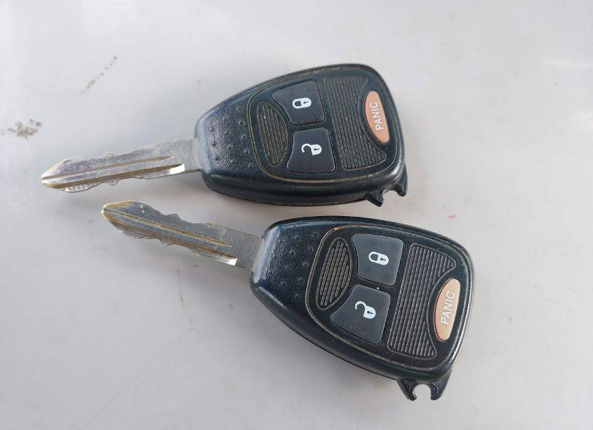 Photo 11 of 2005 Chrysler Town & COUNTRY (VIN 1C4GP45R85B431951)