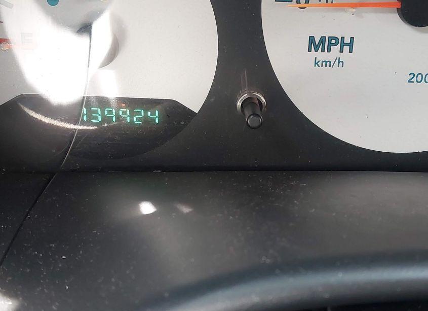 Photo 7 of 2005 Chrysler Town & COUNTRY (VIN 1C4GP45R85B431951)