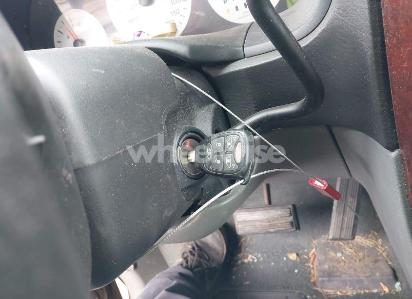 Photo 11 of 2004 Chrysler Town & COUNTRY (VIN 1C4GP45RX4B566654)