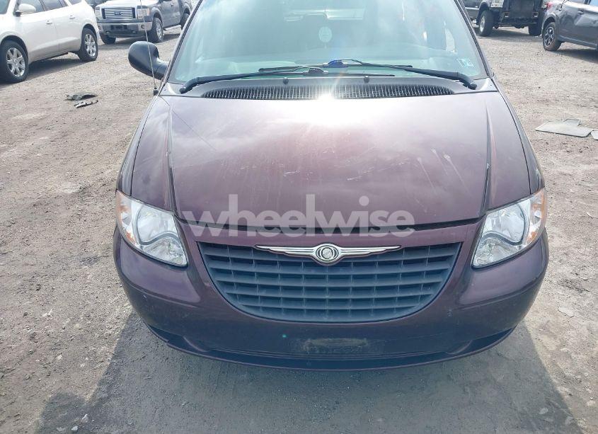 Photo 12 of 2004 Chrysler Town & COUNTRY (VIN 1C4GP45RX4B566654)