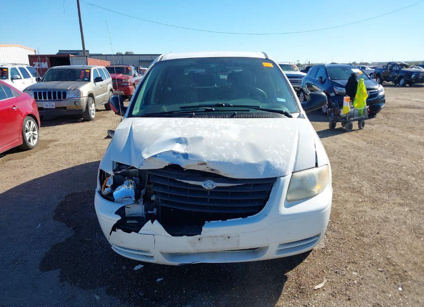 Photo 12 of 2005 Chrysler Town & COUNTRY (VIN 1C4GP45RX5B440313)