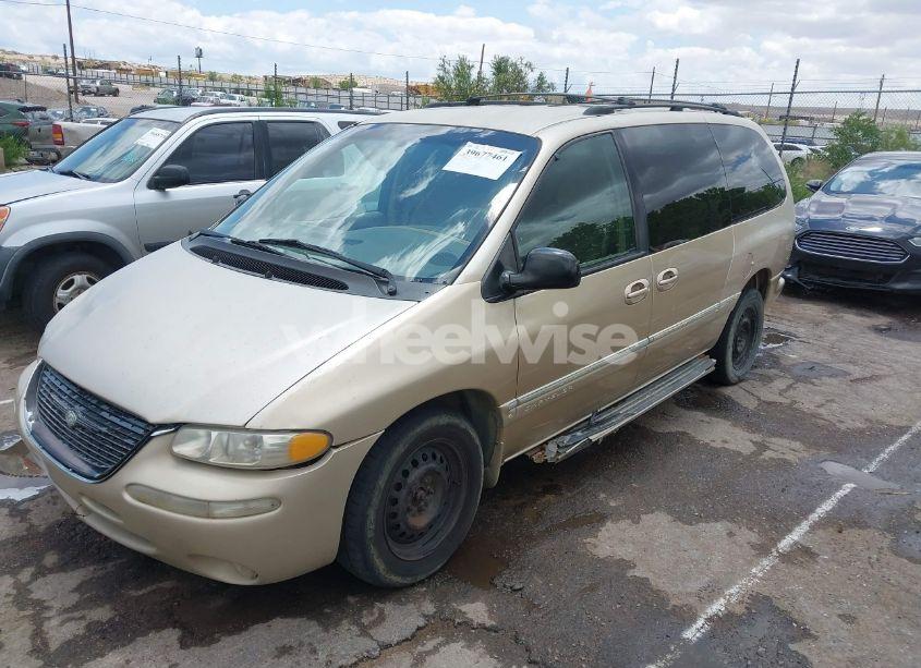 Photo 2 of 1999 Chrysler Town & COUNTRY LX (VIN 1C4GP54L0XB512495)