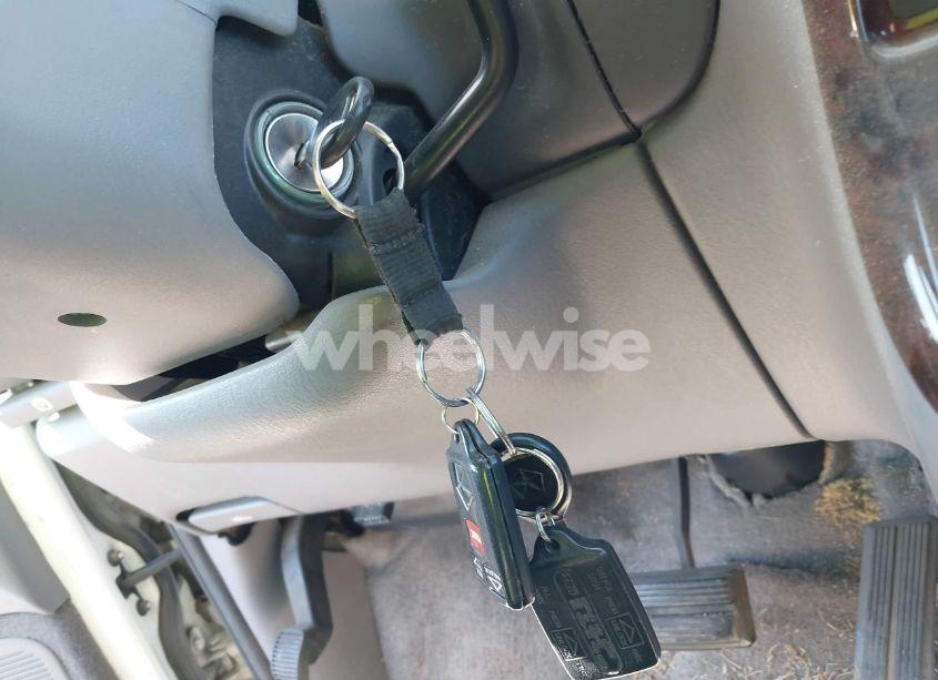 Photo 11 of 1997 Chrysler Town & COUNTRY LX (VIN 1C4GP54L4VB200600)