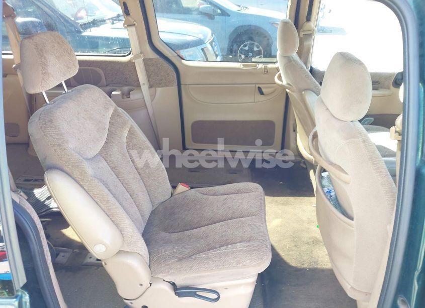 Photo 8 of 1999 Chrysler Town & COUNTRY LX (VIN 1C4GP54L9XB629699)