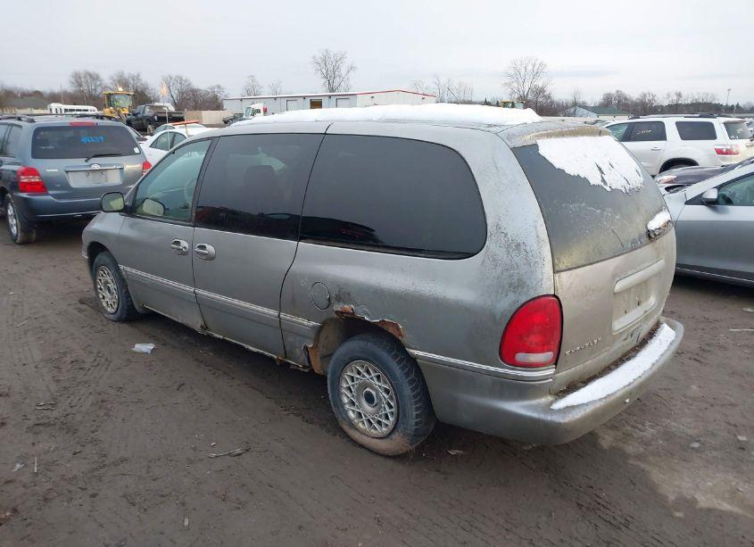 Photo 3 of 1996 Chrysler Town & COUNTRY (VIN 1C4GP54R4TB262421)