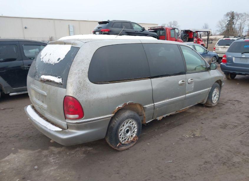 Photo 4 of 1996 Chrysler Town & COUNTRY (VIN 1C4GP54R4TB262421)