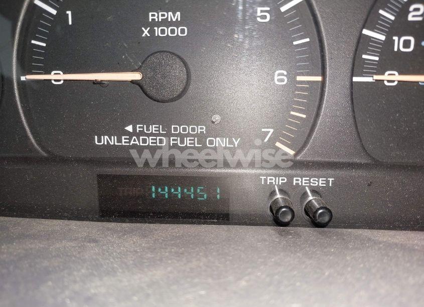 Photo 7 of 1996 Chrysler Town & COUNTRY LXI (VIN 1C4GP64L0TB402322)