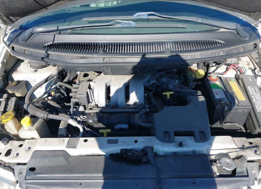 Photo 10 of 1999 Chrysler Town & COUNTRY LIMITED (VIN 1C4GP64L4XB575055)