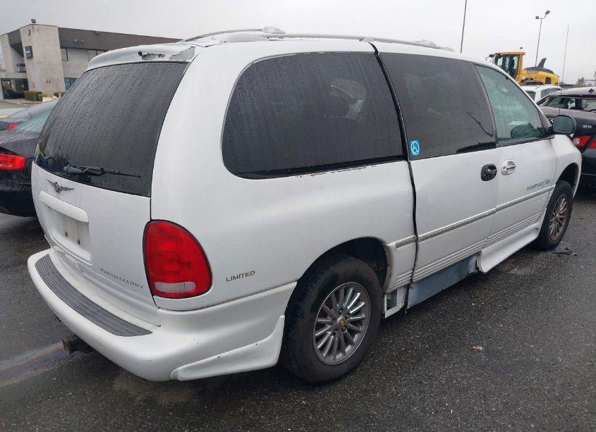 Photo 4 of 2000 Chrysler Town & COUNTRY LIMITED (VIN 1C4GP64L6YB682934)