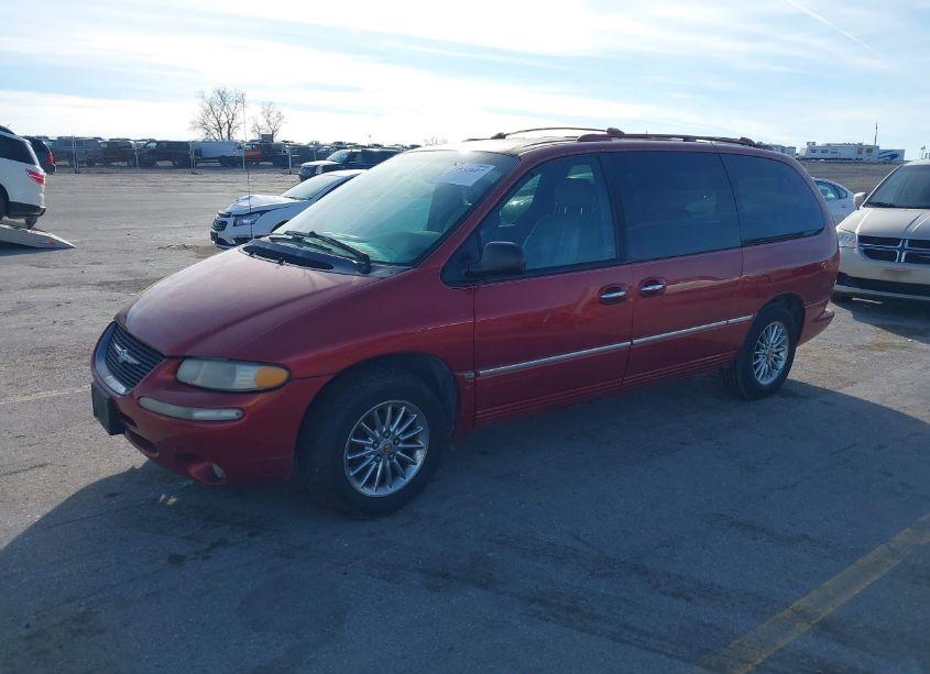Photo 2 of 2000 Chrysler Town & COUNTRY LIMITED (VIN 1C4GP64L6YB691830)