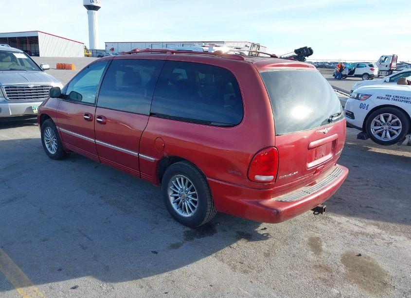 Photo 3 of 2000 Chrysler Town & COUNTRY LIMITED (VIN 1C4GP64L6YB691830)
