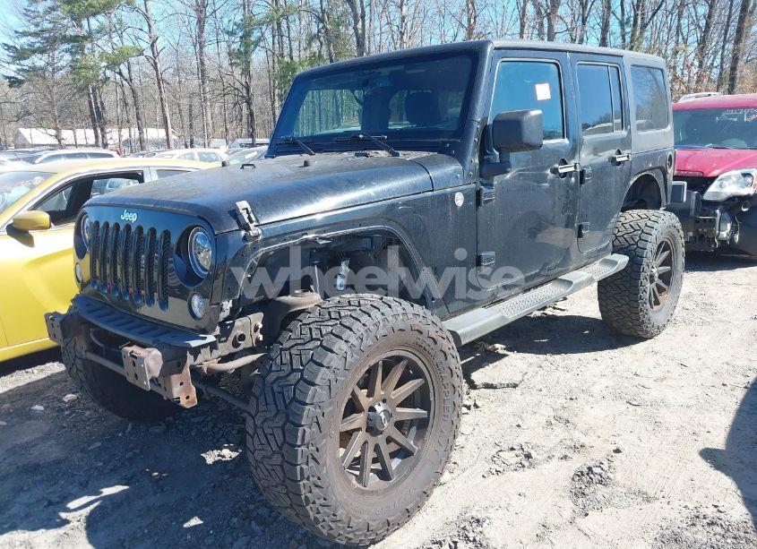 Photo 2 of 2014 Jeep Wrangler UNLIMITED SPORT (VIN 1C4HJWDG0EL113544)
