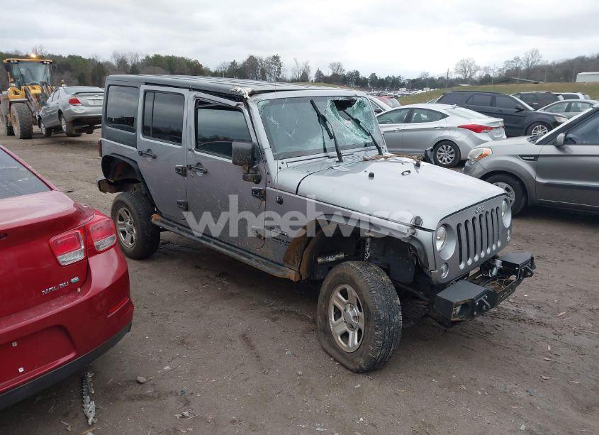 2015 Jeep Wrangler UNLIMITED SPORT (VIN 1C4HJWDG0FL577094) main photo