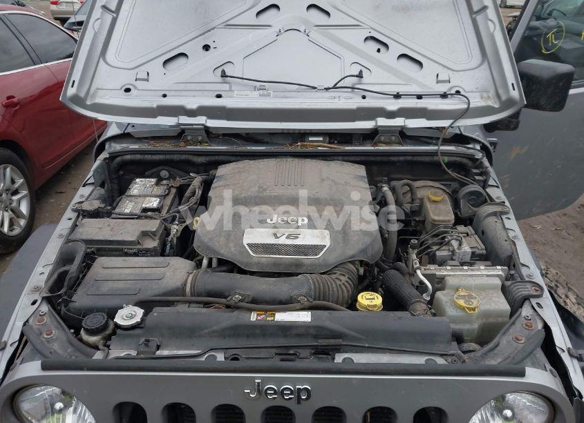 Photo 10 of 2015 Jeep Wrangler UNLIMITED SPORT (VIN 1C4HJWDG0FL577094)