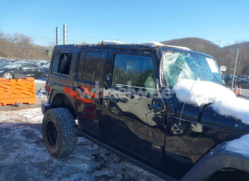 Photo 6 of 2016 Jeep Wrangler UNLIMITED WILLYS WHEELER (VIN 1C4HJWDG0GL273281)